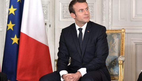 Macron (WikimediaCommons)
