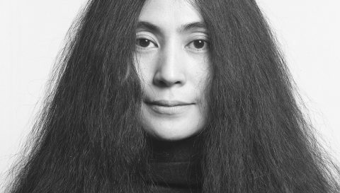 Yoko_Ono___Foto_av_Iain_Macmillan__Yoko_Ono_BRUK